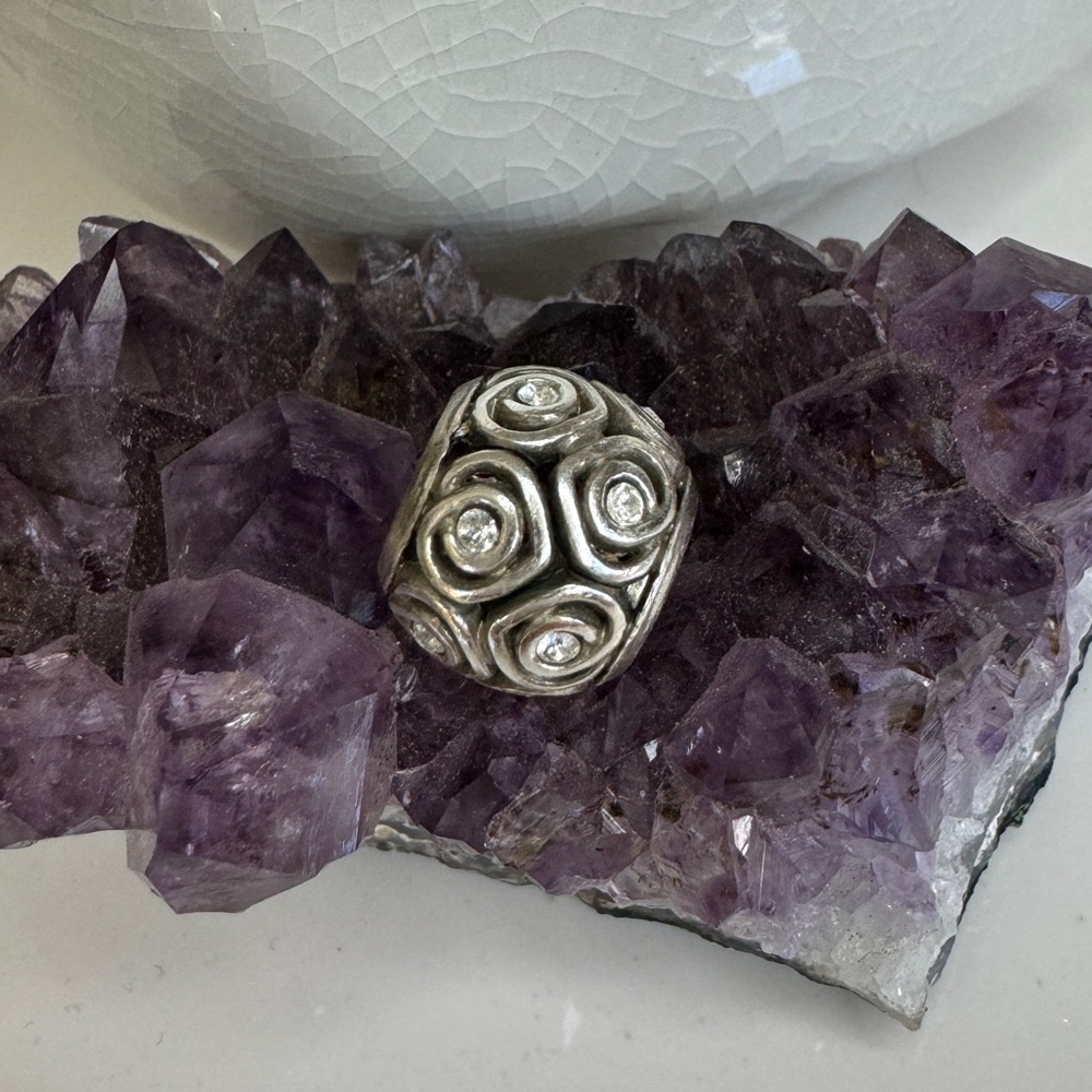 Brighton crystal swirl heart bead